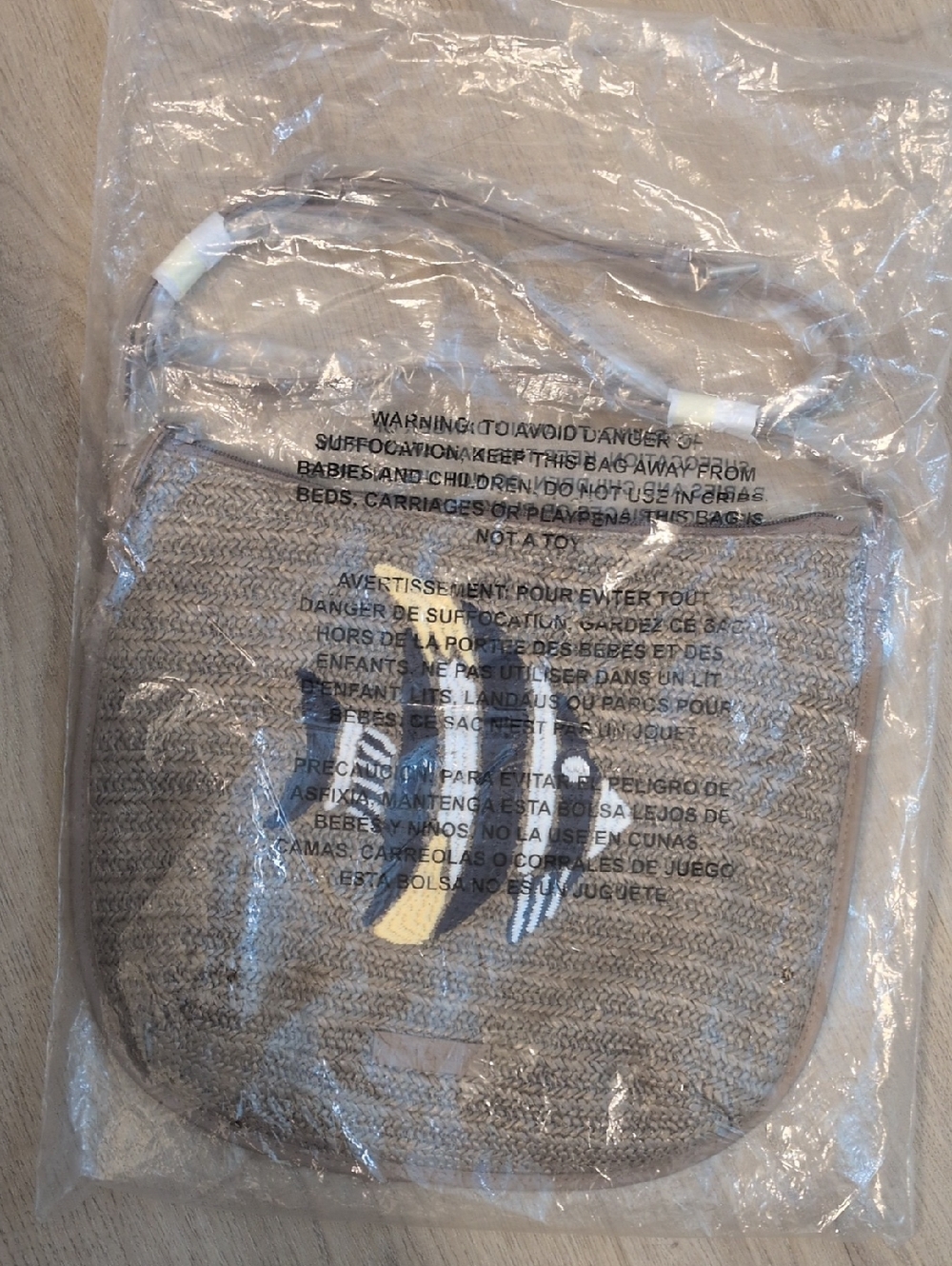 NWT Retired Vera Bradley Warm Stone Fish Straw Bag